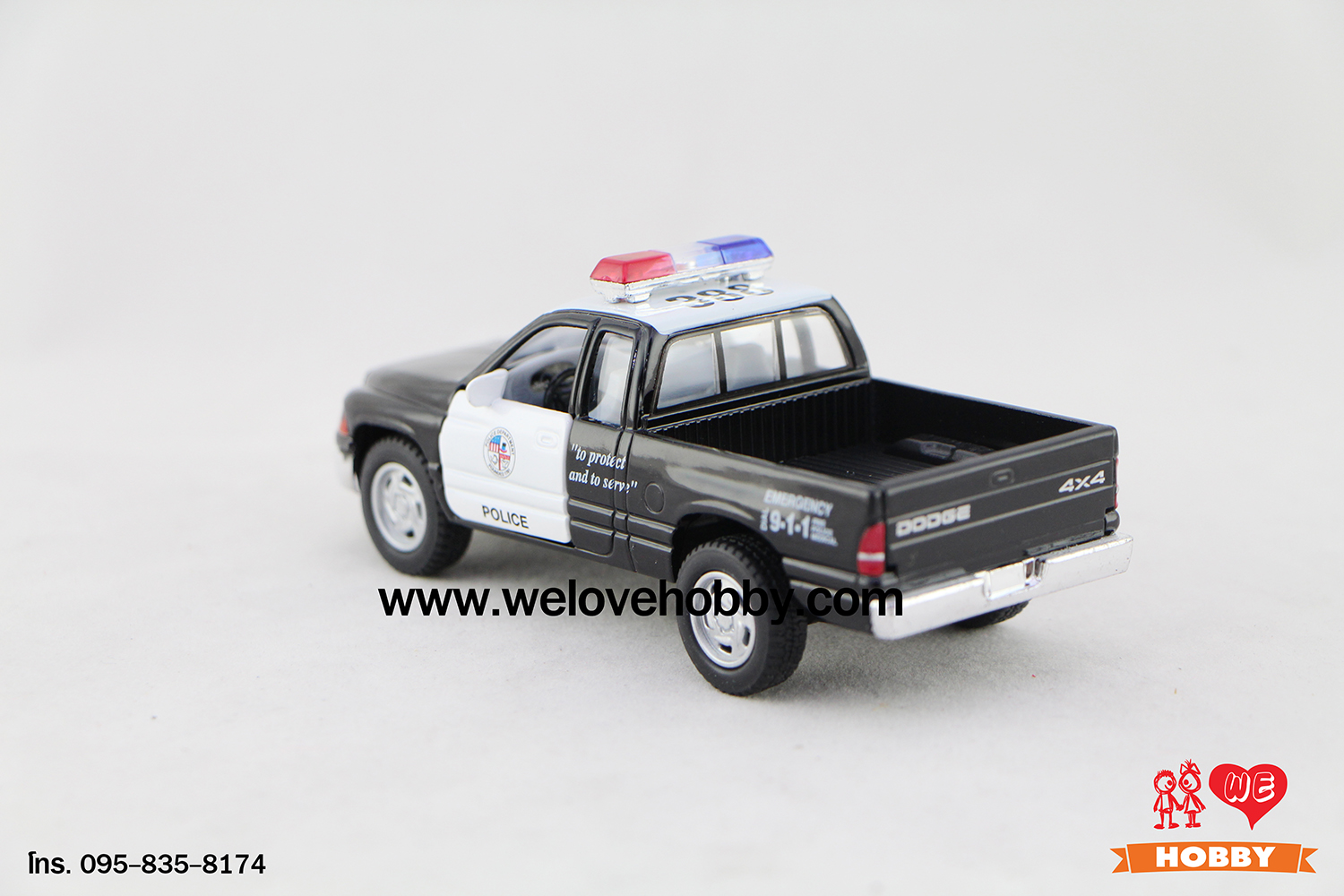 โมเดลรถตำรวจ Chrysler RAM Dodge 4x4 สีดำ-ขาว Scale 1:44