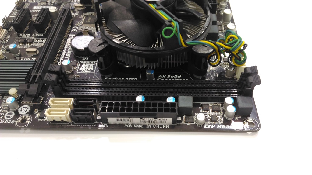 GA-H81M-DS2 + G3220 มีประกัน