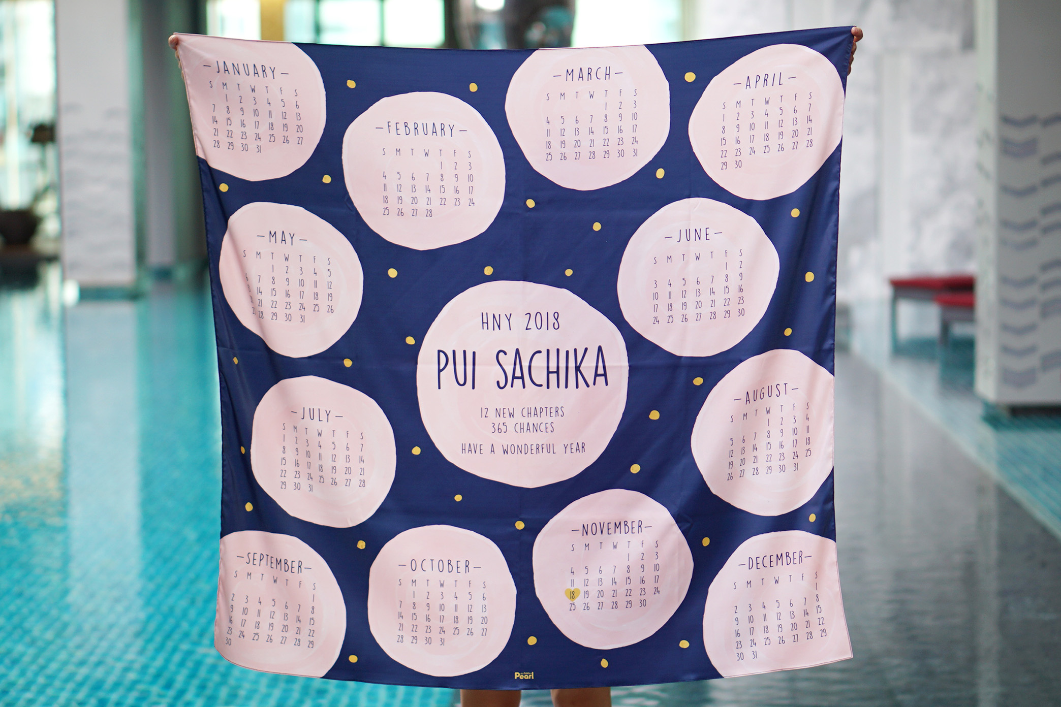 ผ้าพันคอ ลาย ผ้าพันคอปฏิทิน 2018 สี Navy - Calendar 2018 Scarf