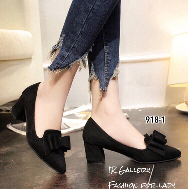 รองเท้าคัทชูส้นตันแต่งโบว์ (สีดำ)