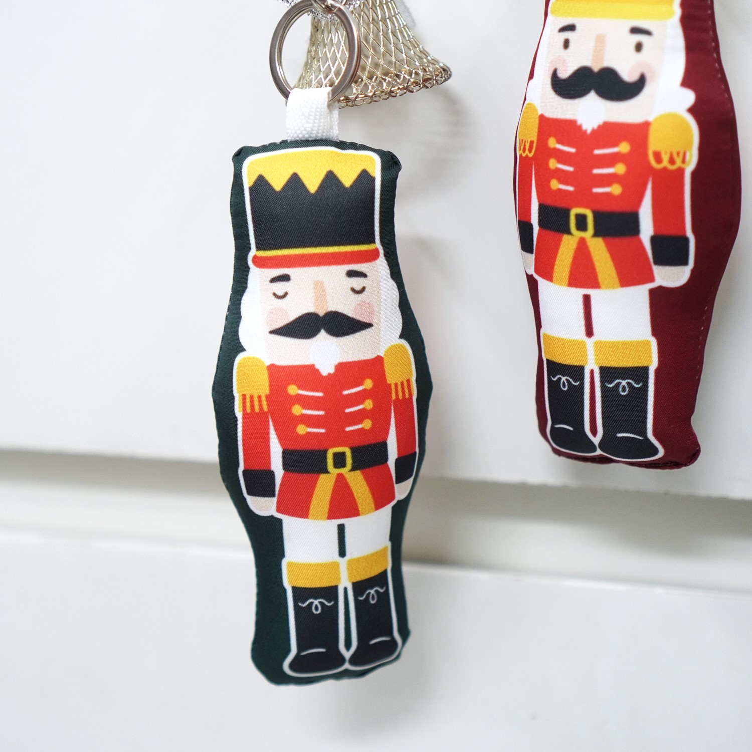 พวงกุญแจพร้อมส่ง ลาย Nutcracker - Green