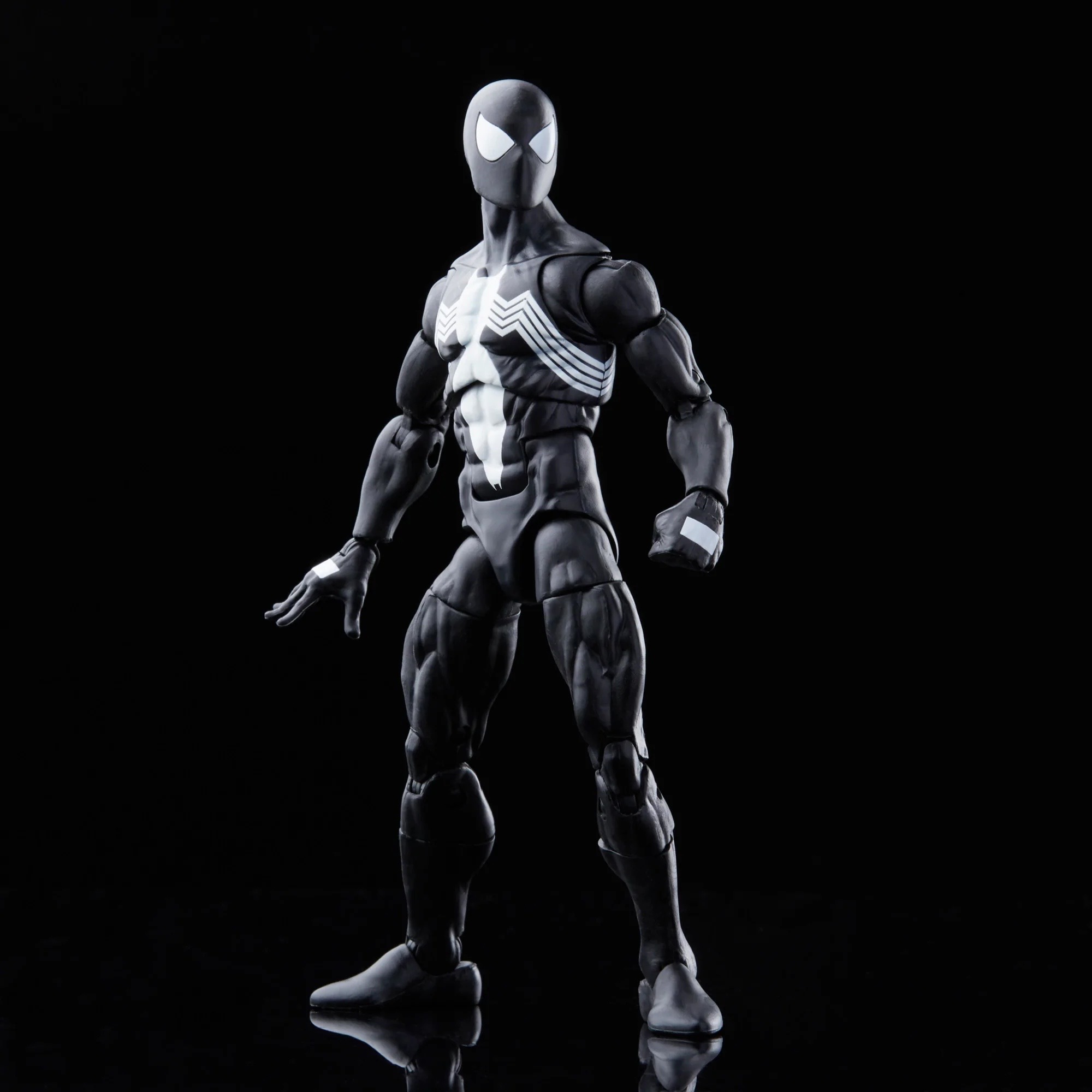 Hasbro Marvel Legends Retro Collection Symbiote Spider-Man 6-inch Figure ฮาสโบร มาร์เวล เลเจนด์ ซีรี่ย์ส หุ่นโมเดลฟิกเกอร์ ซิมไบโอต สไปเดอร์-แมน ขนาด 6 นิ้ว ลิขสิทธิ์แท้