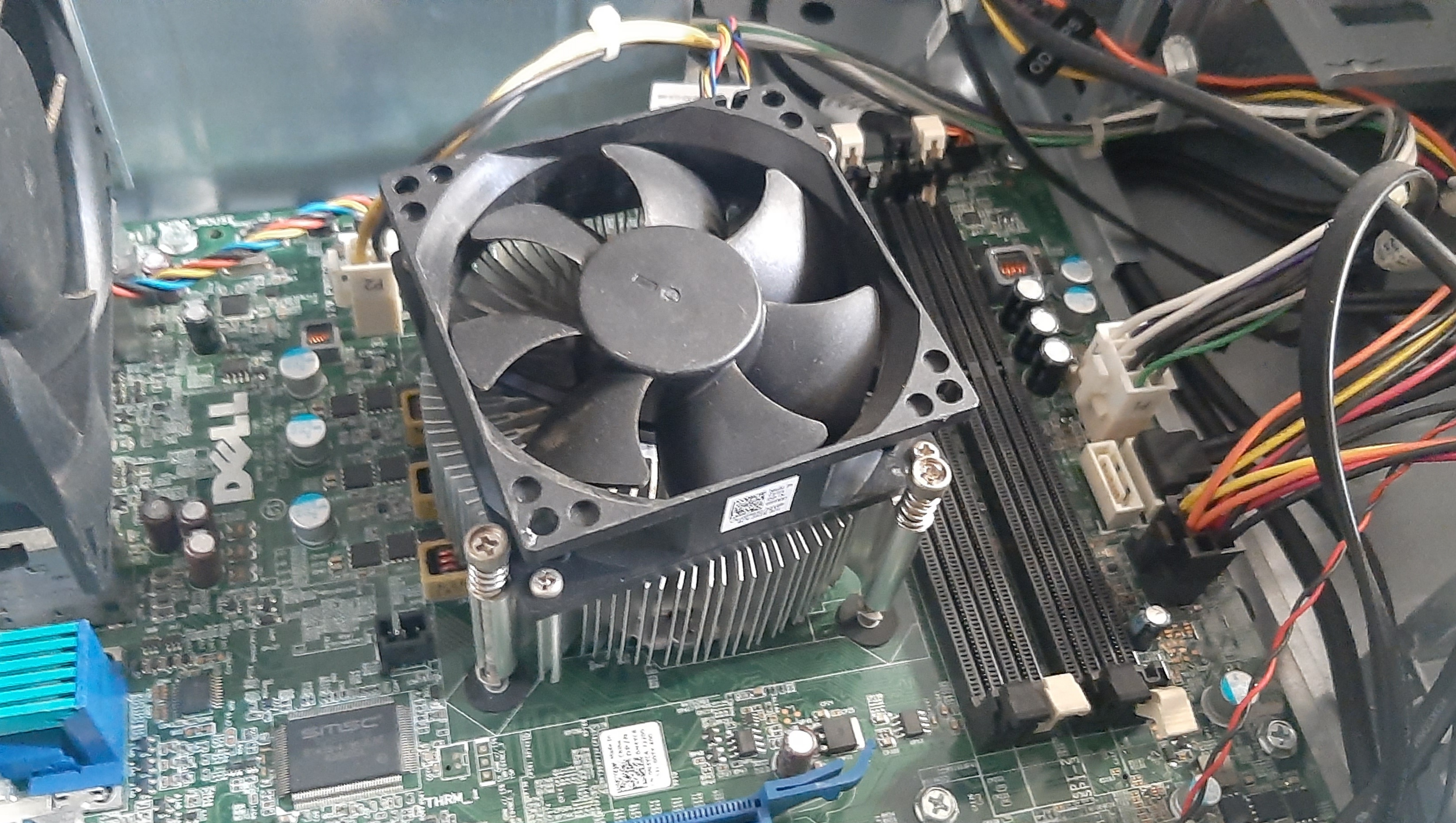 คอมพิวเตอร์ตั้งโต๊ะมือสอง สภาพดี Dell OptiPlex 9020 MT (i7-4770 Ram8GB HDD500GB) ประกันร้าน 1 เดือน