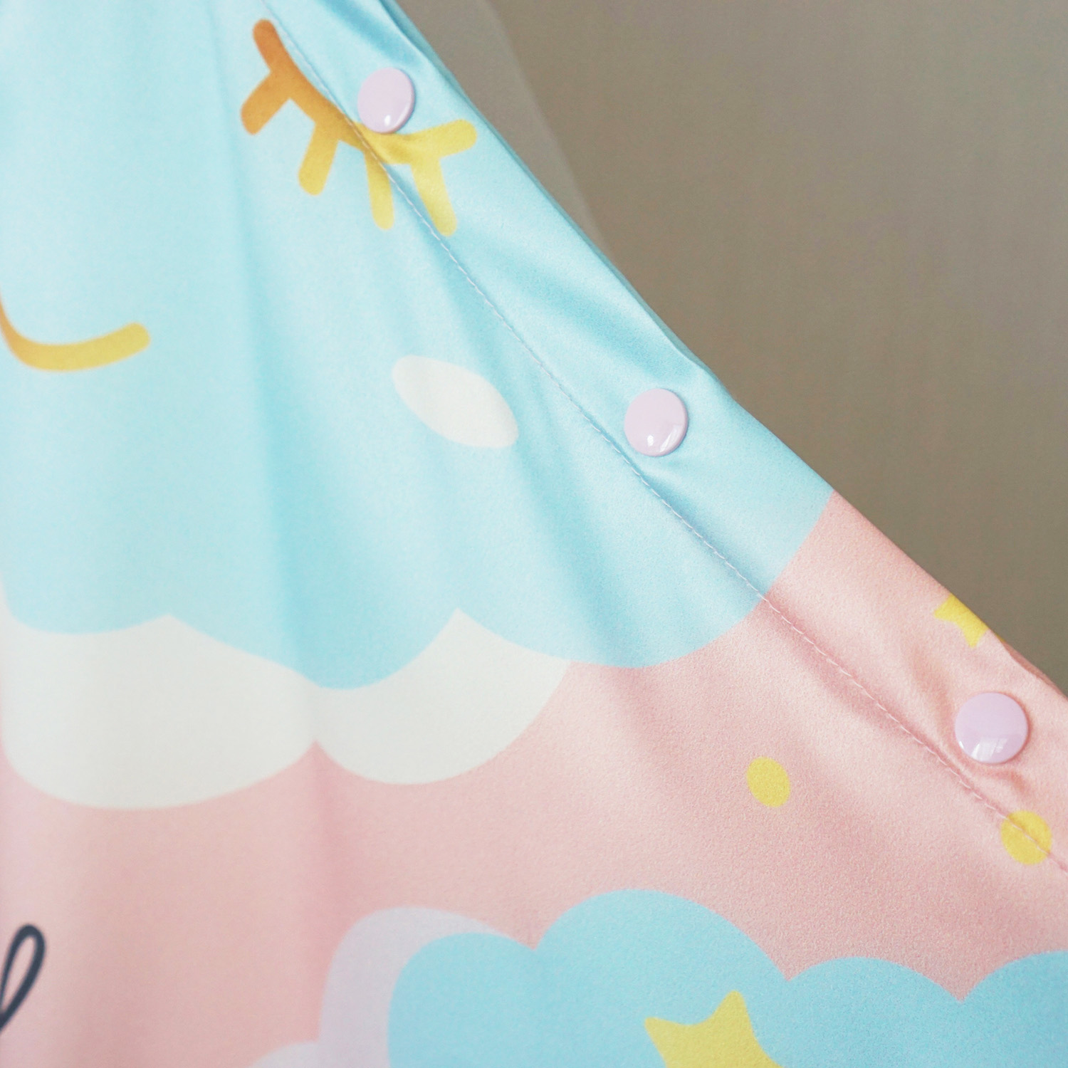 ผ้าคลุมให้นม 3in1 (รุ่นมีกระดุม ถอดโครงได้) แบบสั่งทำใส่ชื่อ ลาย Moon - Peach