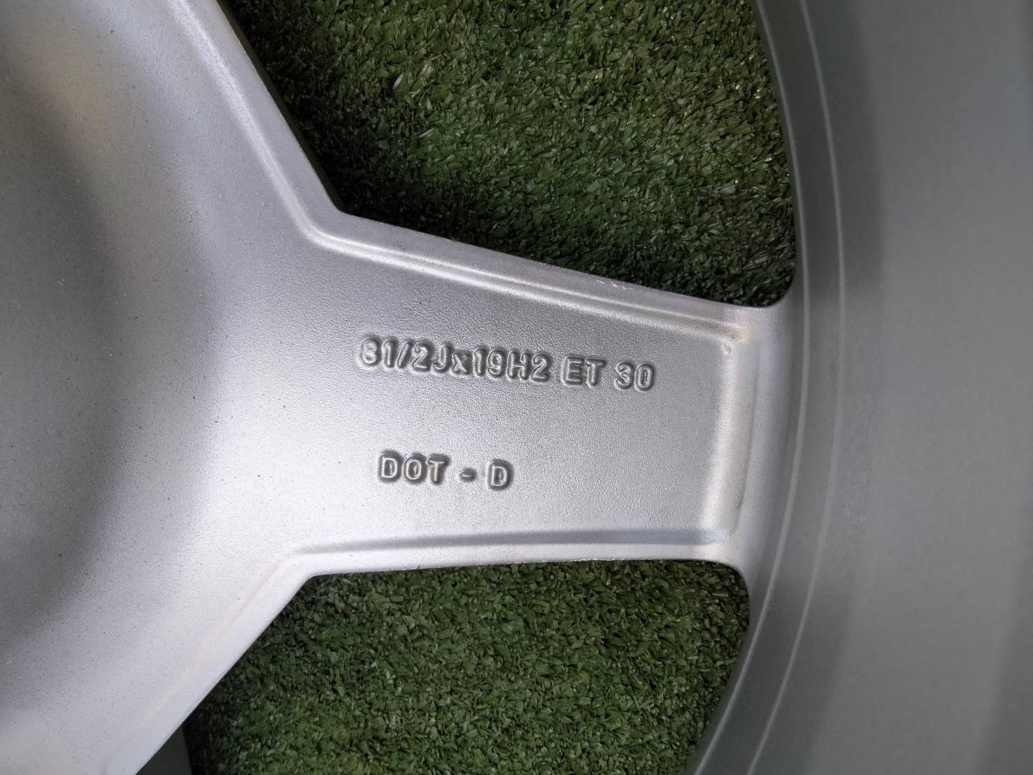 ล้อแท้ AMG 5 spoke. R230 19 นิ้ว