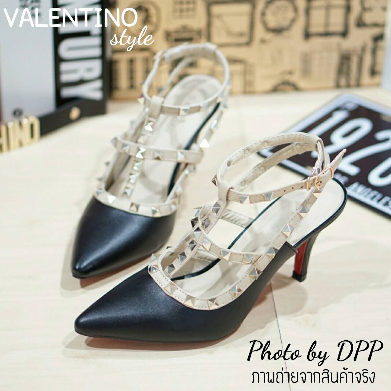 รองเท้า Valentino Ankle Straps (สีดำ)