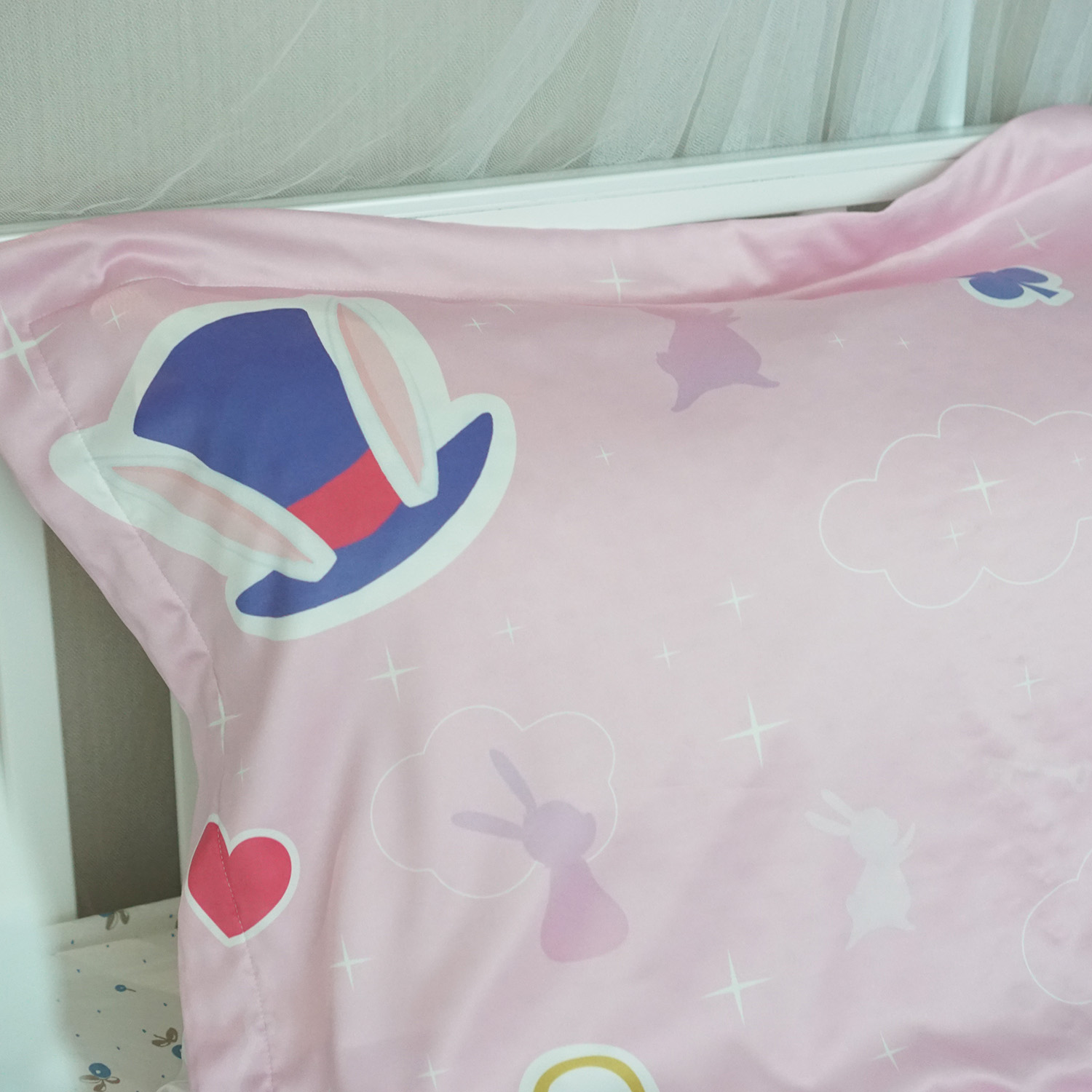 ผ้าห่ม Milestone ลาย Wonderland - Pink