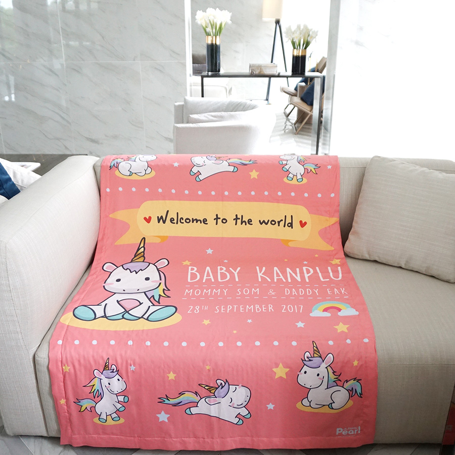 ผ้าห่ม ใส่ประวัติแรกเกิด ลายยูนิคอร์น สีโอรส ไซส์ใหญ่ 100x150cm / Unicorn - Old Rose