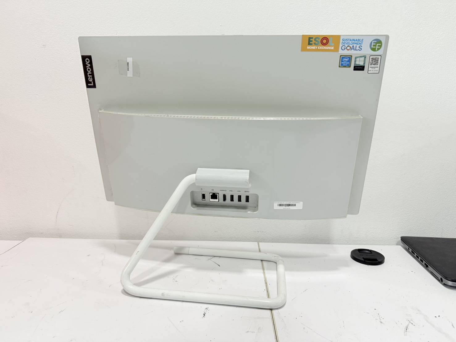 ออลอินวัน Lenovo IdeaCentre AIO A340-22IWL(5405U/8GB/M.2 256GB/1TB)+Adapter จอมีรอย ฟิล์มมุมจอถลอก