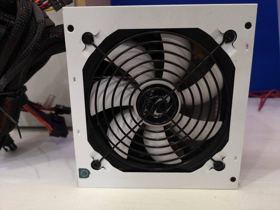 RAIDMAX 600AF 600W. 80+