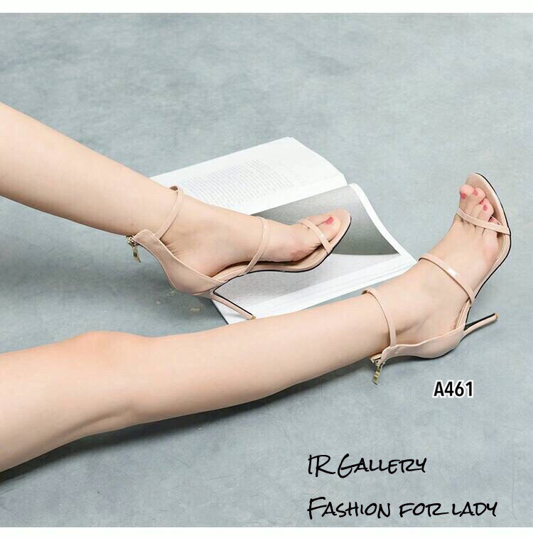 รองเท้าส้นสูงเมทัลลิคเงา (สีครีม)