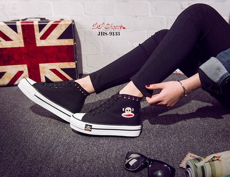 รองเท้าผ้าใบ Style Paul Frank (สีขาว)