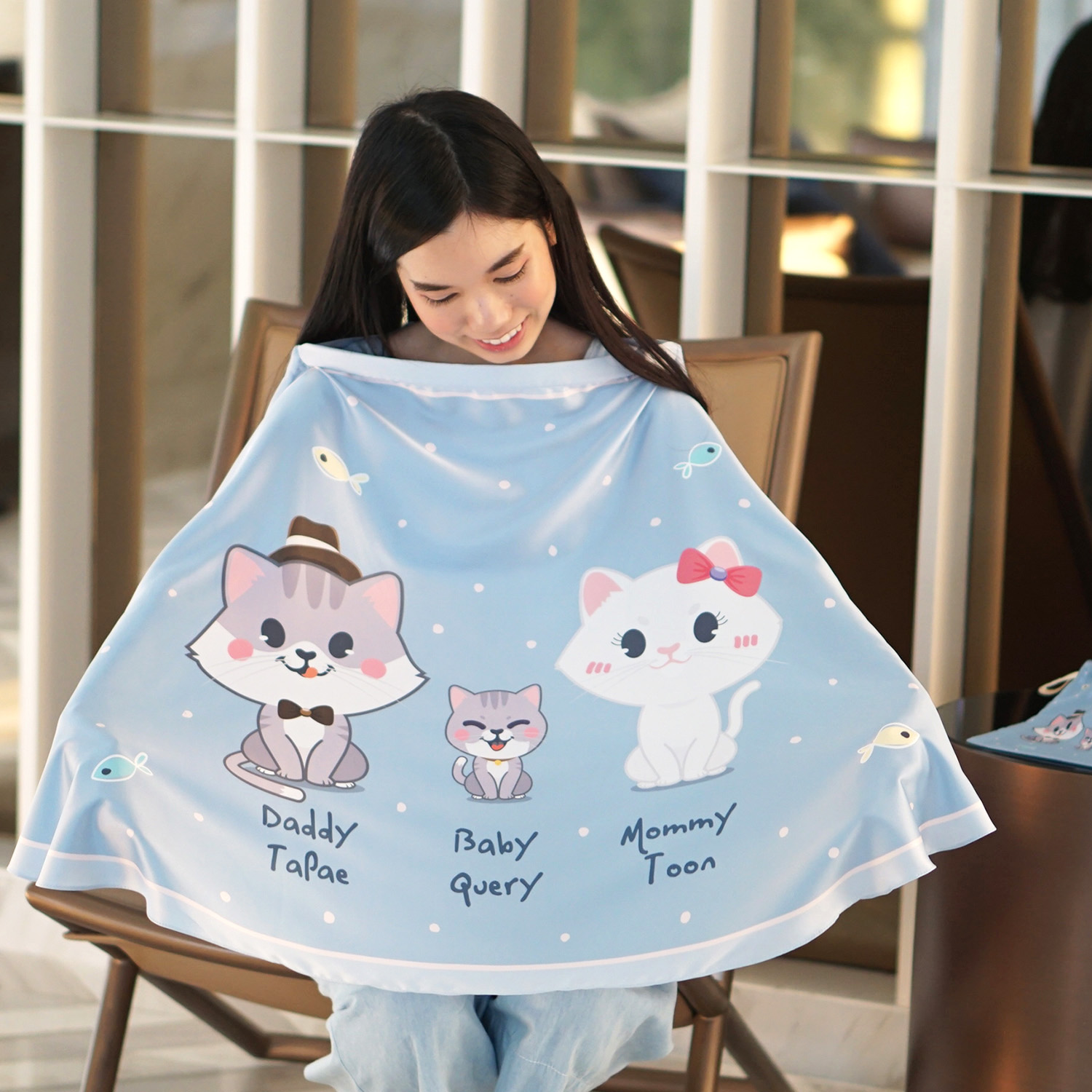 ผ้าคลุมให้นม สั่งทำใส่ชือ ลาย Kitten's Family - Blue