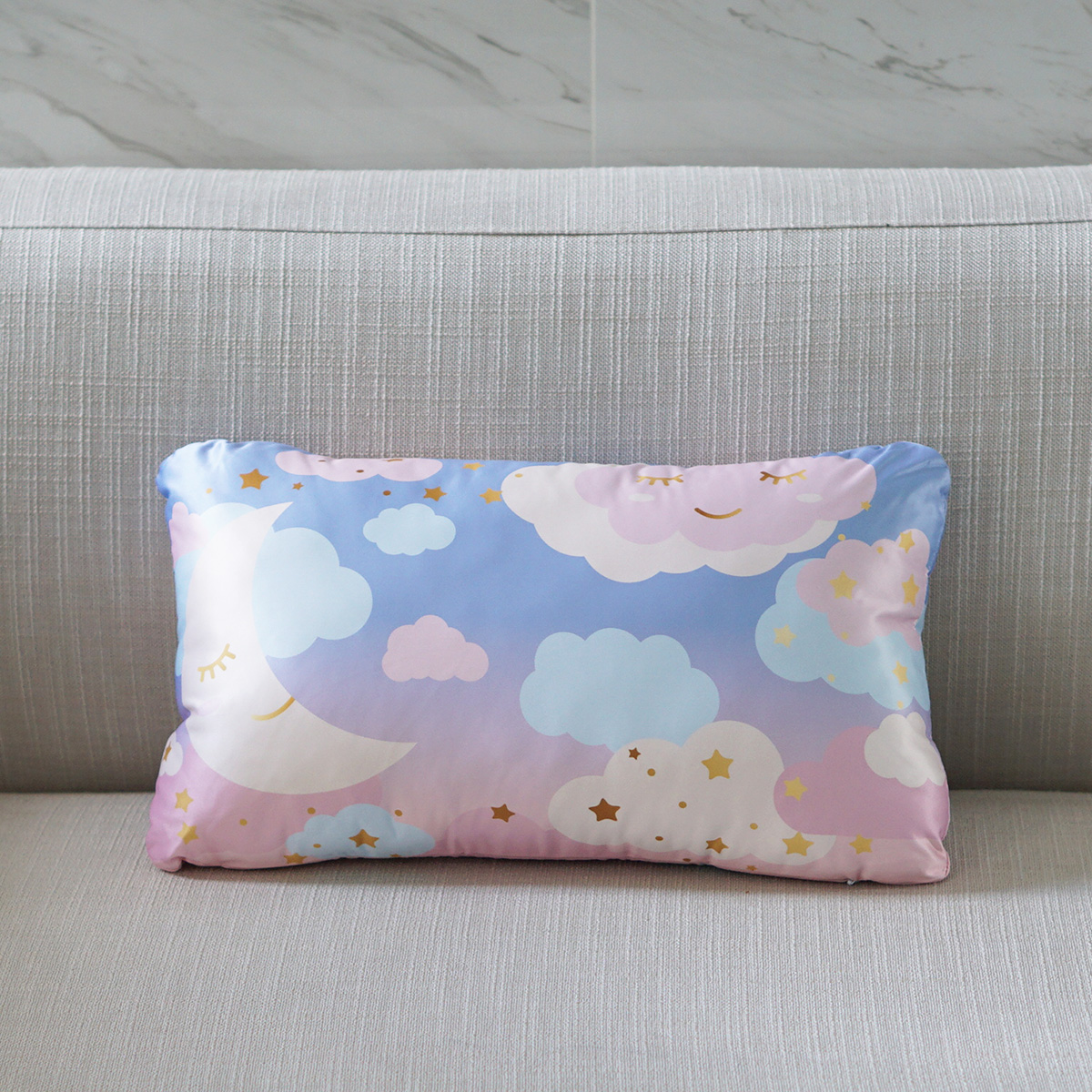 หมอนอิงทรงสี่เหลี่ยมยาว Moon - Blue Pink