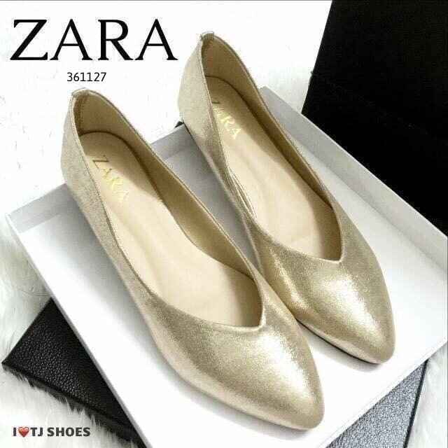 พร้อมส่ง : รองเท้าคัทชู Style Zara (สีทอง)