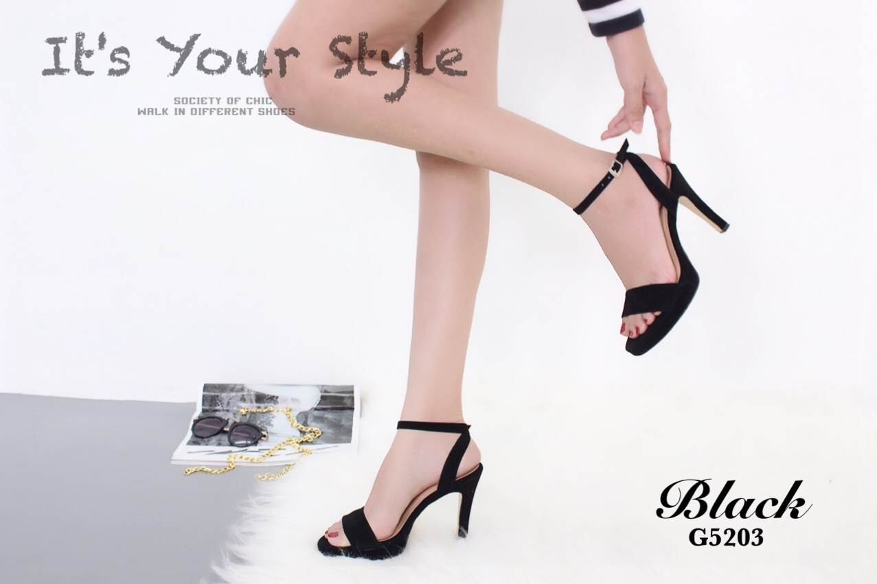 รองเท้าส้นสูงกำมะหยี่สายเล็ก (สีดำ)