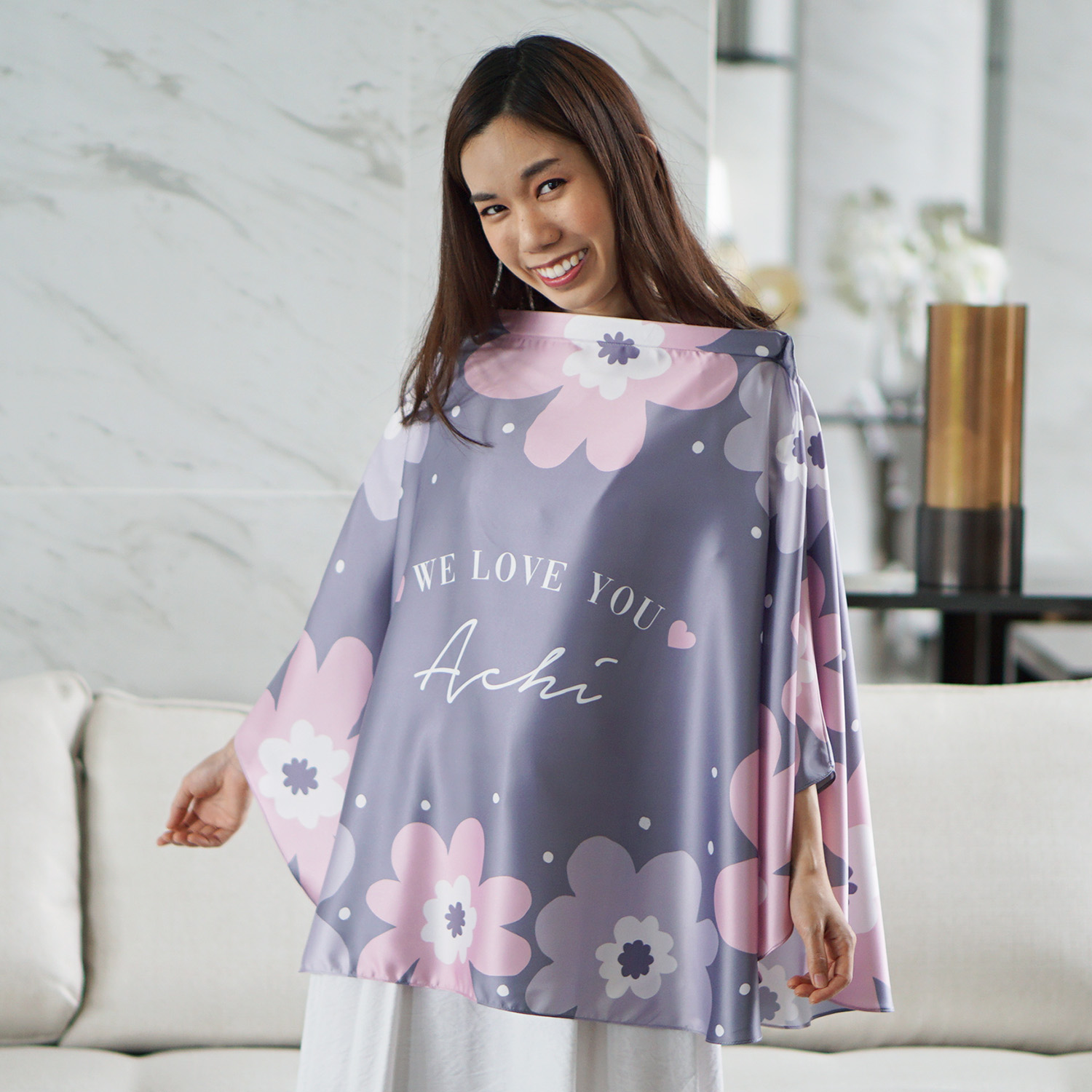 ผ้าคลุมให้นม สั่งทำใส่ชือ ลาย Big Flower - Grey
