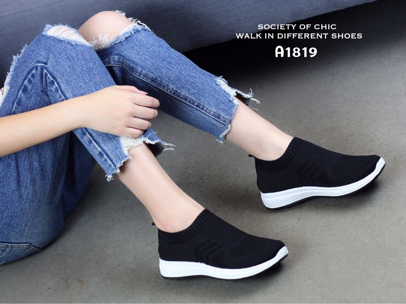 รองเท้าผ้าใบผ้านิ่มขอบถุงเท้า (สีขาว)