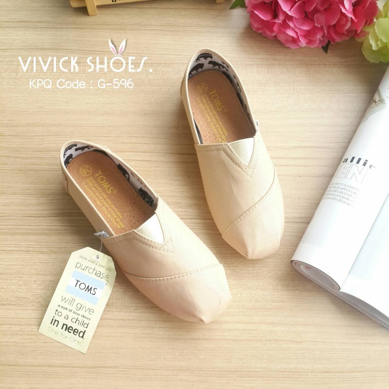รองเท้า TOMS (6สี)