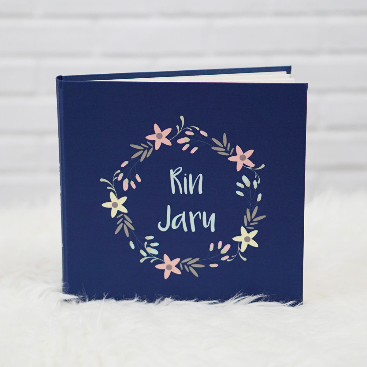 อัลบั้มสั่งทำใส่ชื่อ ลาย Floral Frame