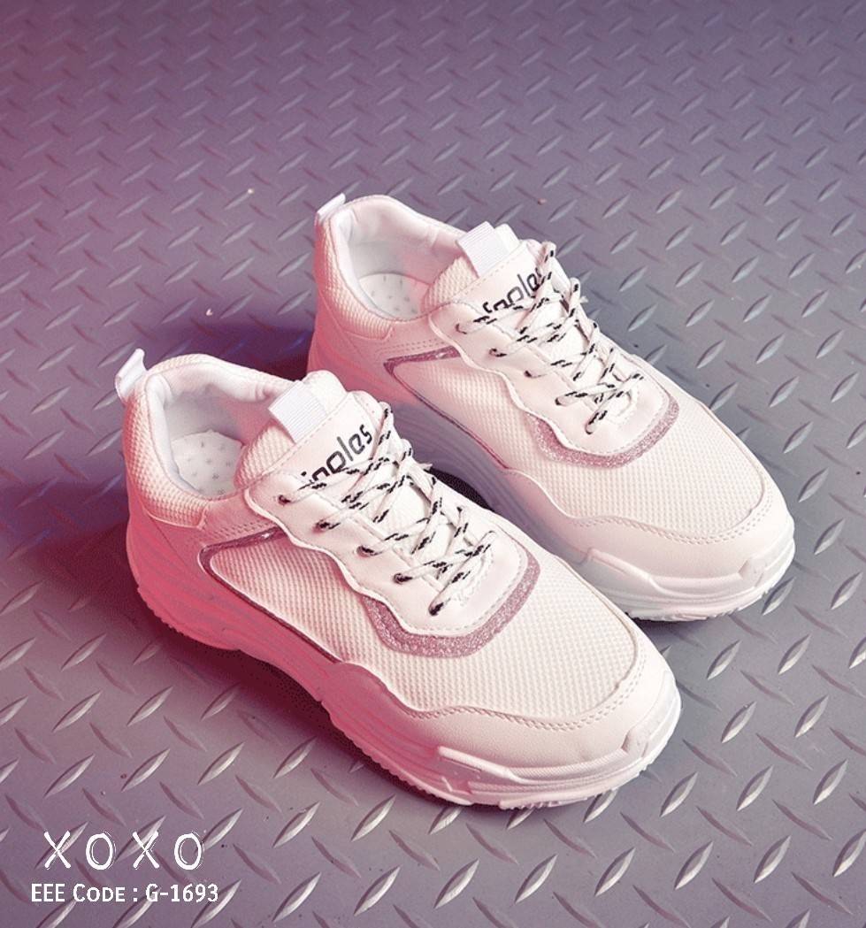 รองเท้าผ้าใบแฟชั่นทรง Sportแต่งลายกลิตเตอร์ (สีเงิน)