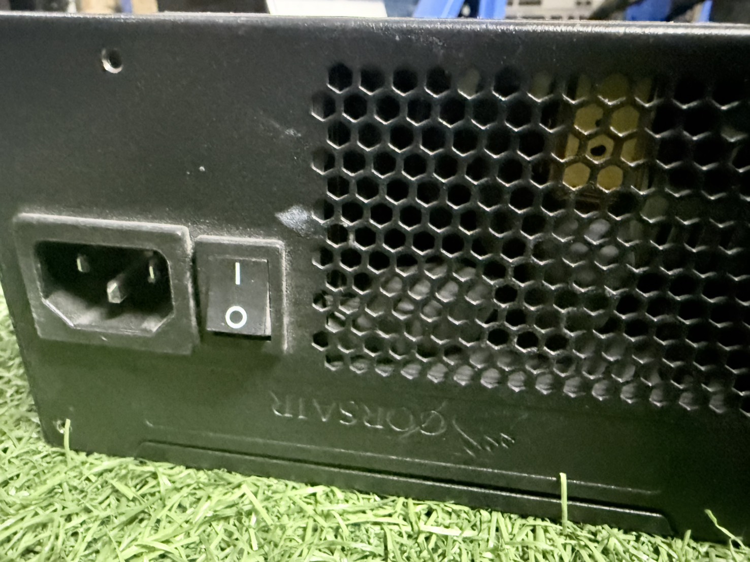 อุปกรณ์จ่ายไฟ POWER SUPPLY CORSAIR 550W VS550 (80+ WHITE) (CP-9020171) สายตามรูป