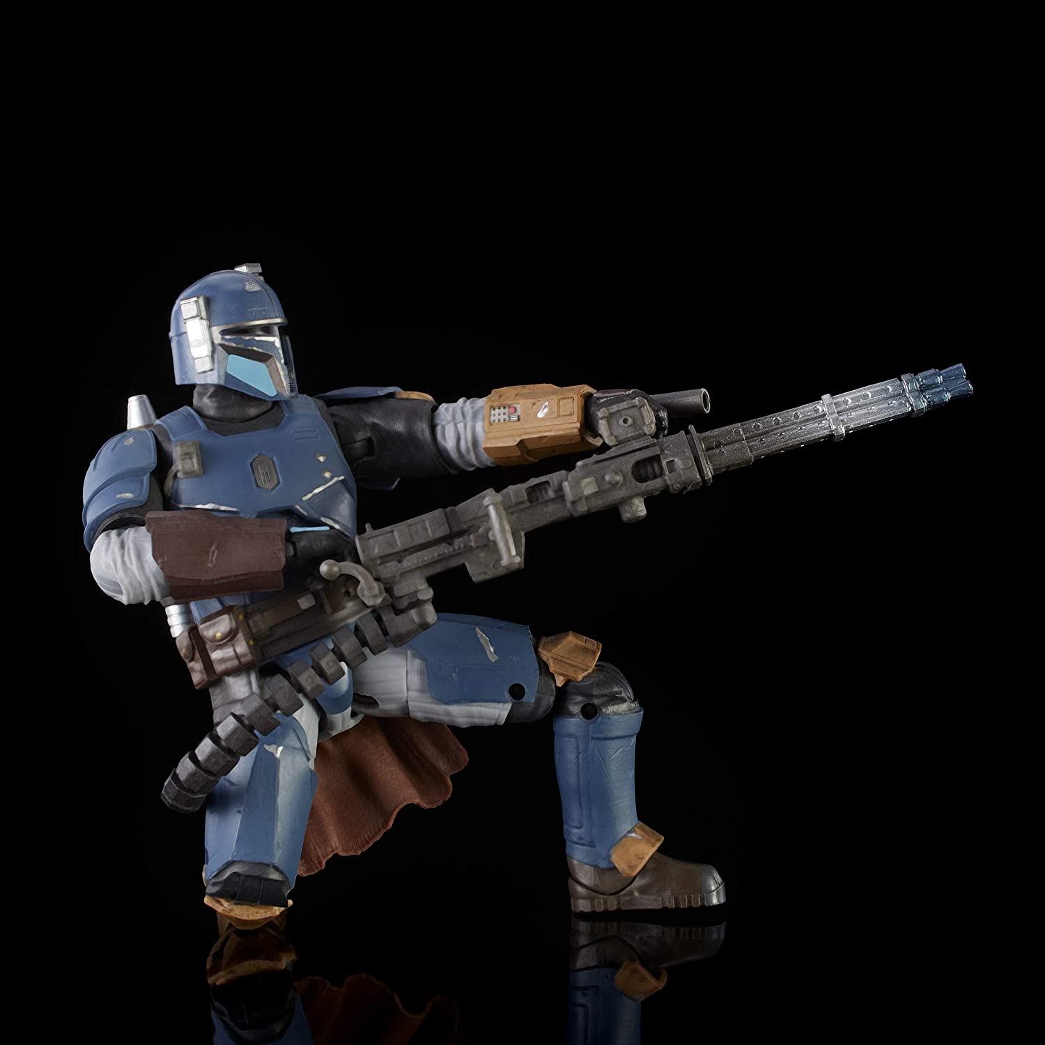 Hasbro Star Wars The Black Series Heavy Infantry Mandalorian 6-inch-scale Figure ฮาสโบร สตาร์ วอร์ส เดอะ แบล็ค ซีรีส์ หุ่นโมเดลฟิกเกอร์ เฮฟวี่ อินแฟนทรี่ แมนดาโรเลี่ยน ขนาด 6 นิ้ว ลิขสิทธิ์แท้