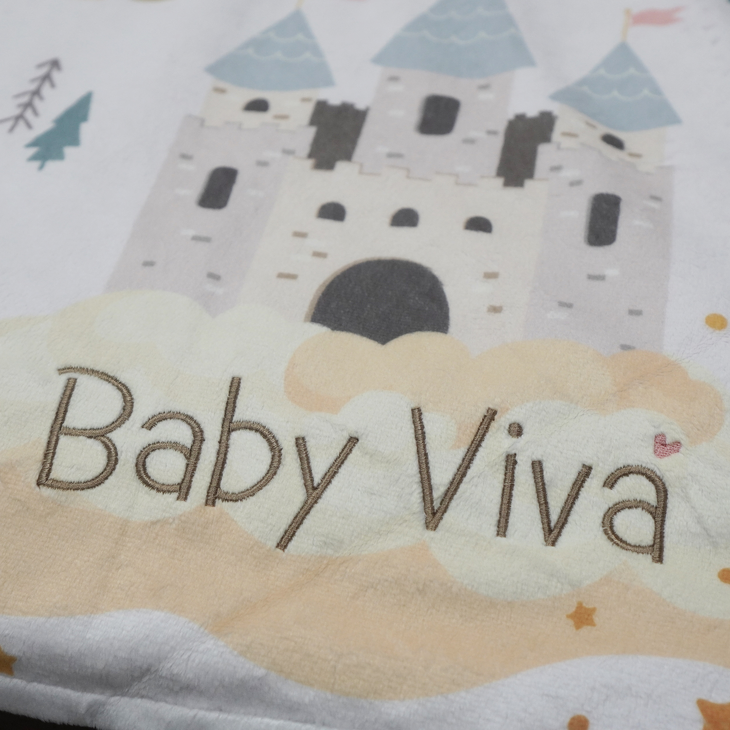 ผ้าห่ม Minky ลาย Dragon 75x100cm แบบปักชื่อ ด้านหลังสีชมพู