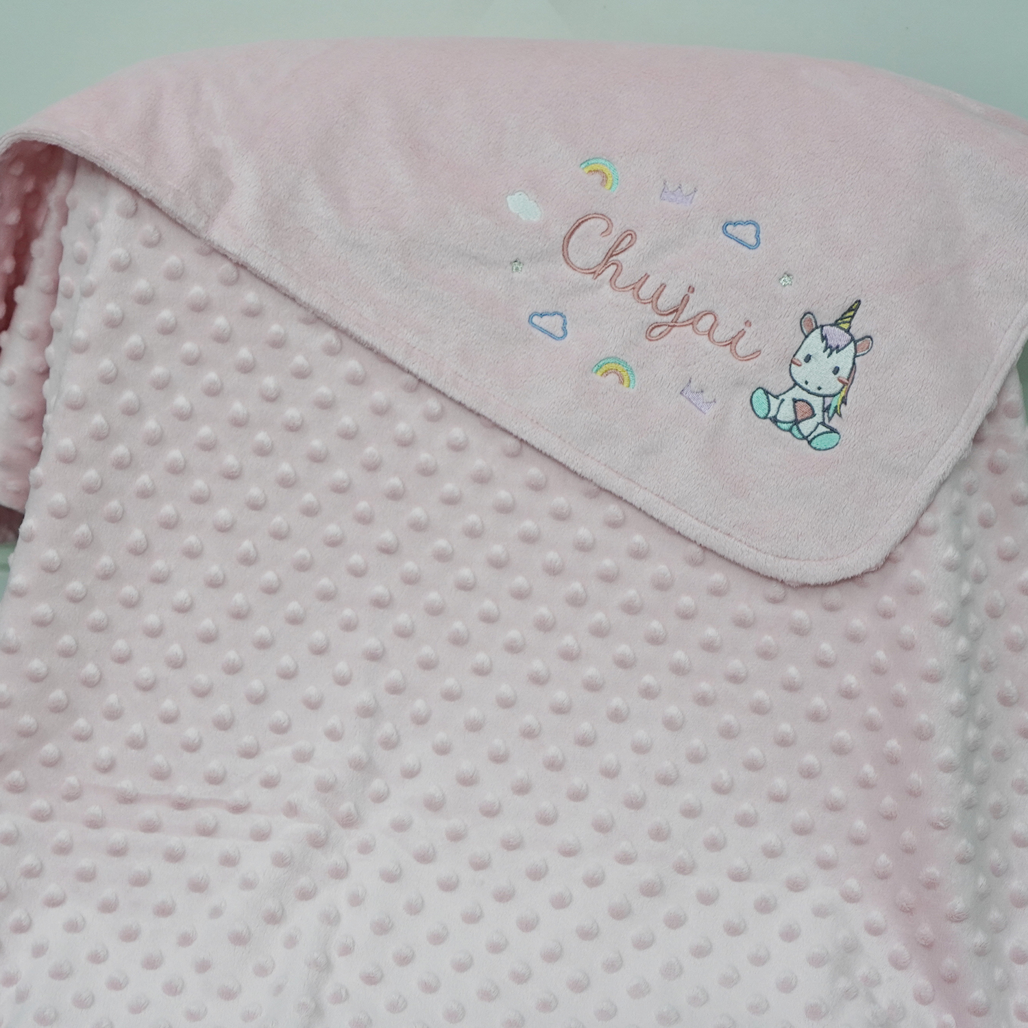 ผ้าห่ม Minky - สีชมพู 75x100cm แบบปักชื่อ+การ์ตูน - Unicorn