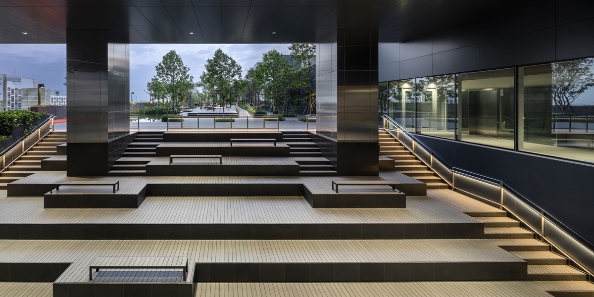 เอไอเอ อีสต์ เกตเวย์ (AIA East Gateway) สำนักงานให้เช่า ติดถนนบางนา-ตราด ใกล้รถไฟฟ้า MRT สายสีเหลือง สถานีศรีเอี่ยม 350 เมตร