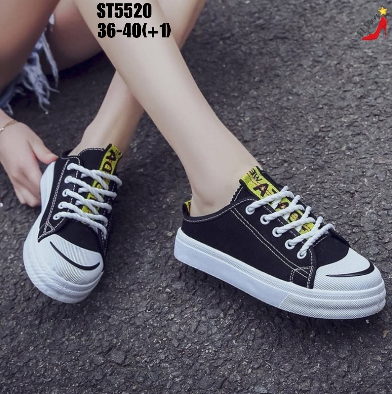 รองเท้าผ้าใบแคนวาสทรงเปิดท้าย (สีขาว)