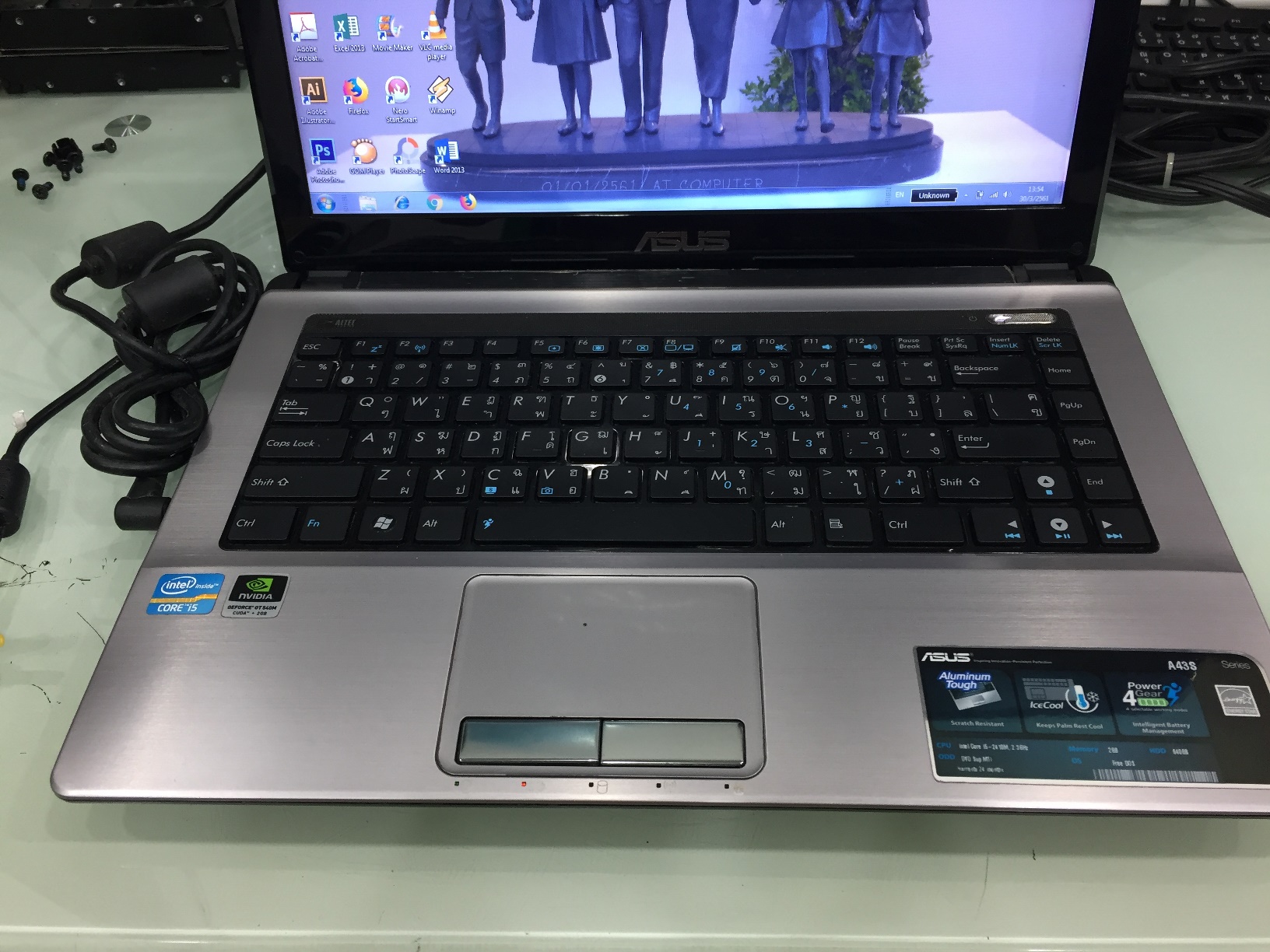 ASUS A43SV มีตำหนิ อ่านๆ