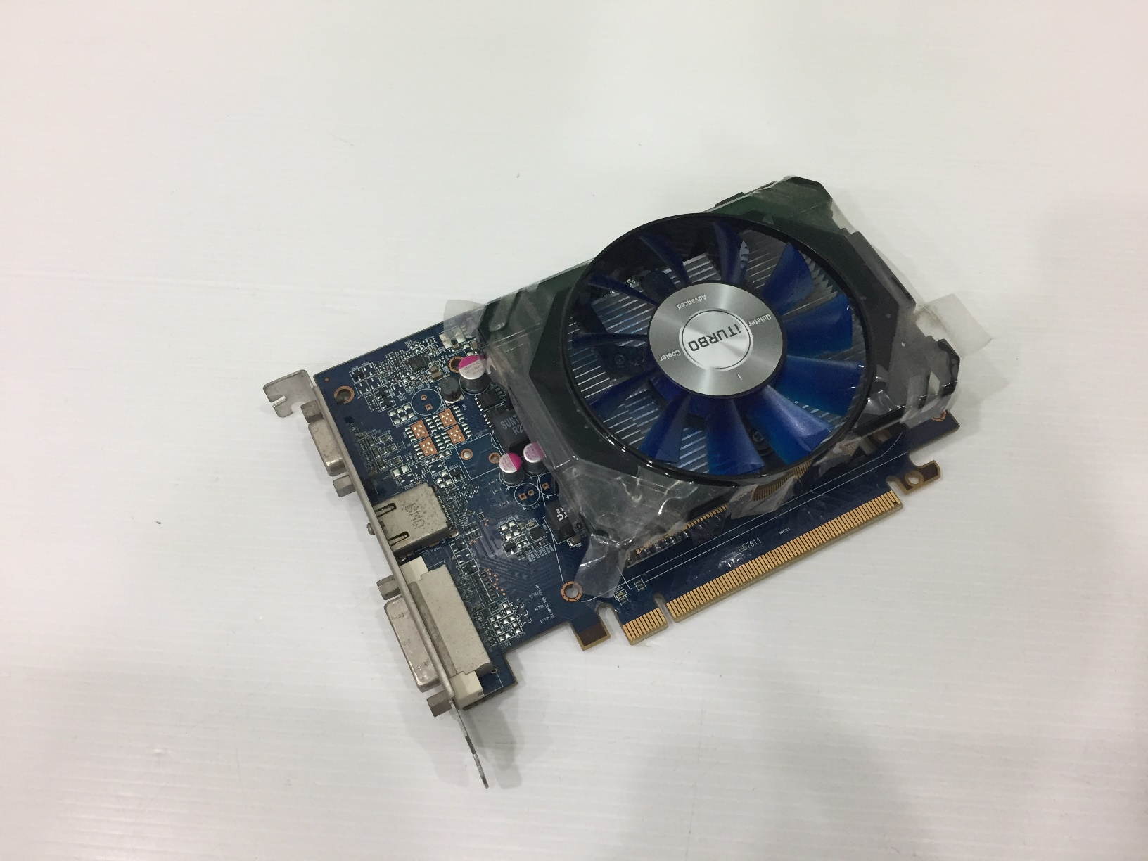 HIS R7 240 1GB. DDR-5