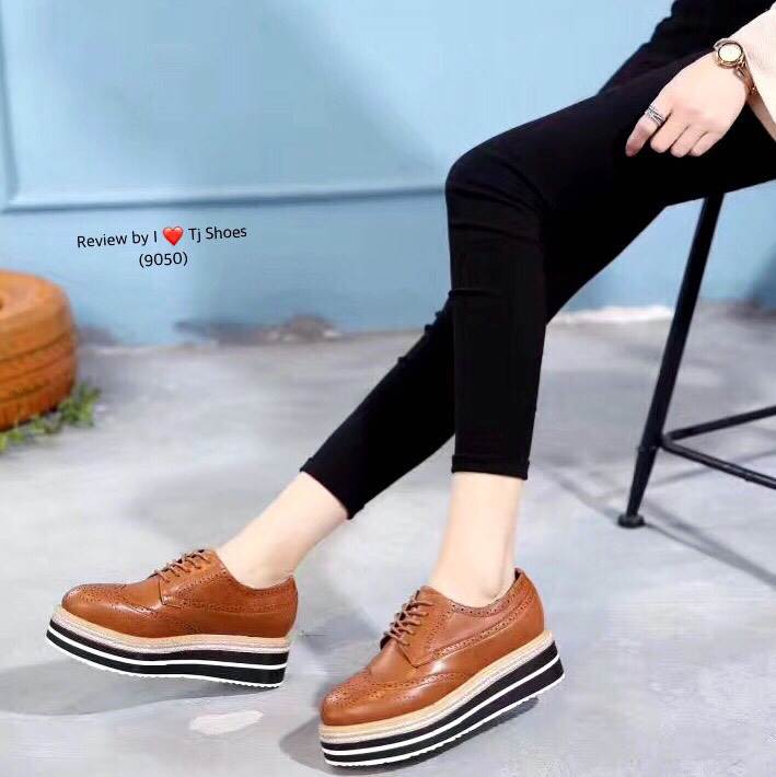 รองเท้า Oxford เสริมส้น (สีดำ)