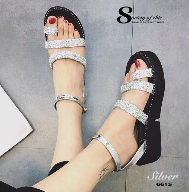 รองเท้าลำลองหูคีบ (สีดำ)
