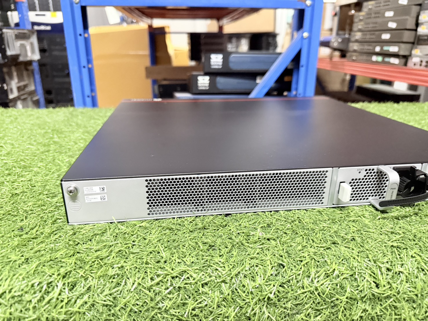 สวิตช์ Huawei Cloud Engine S5335-S32ST4X