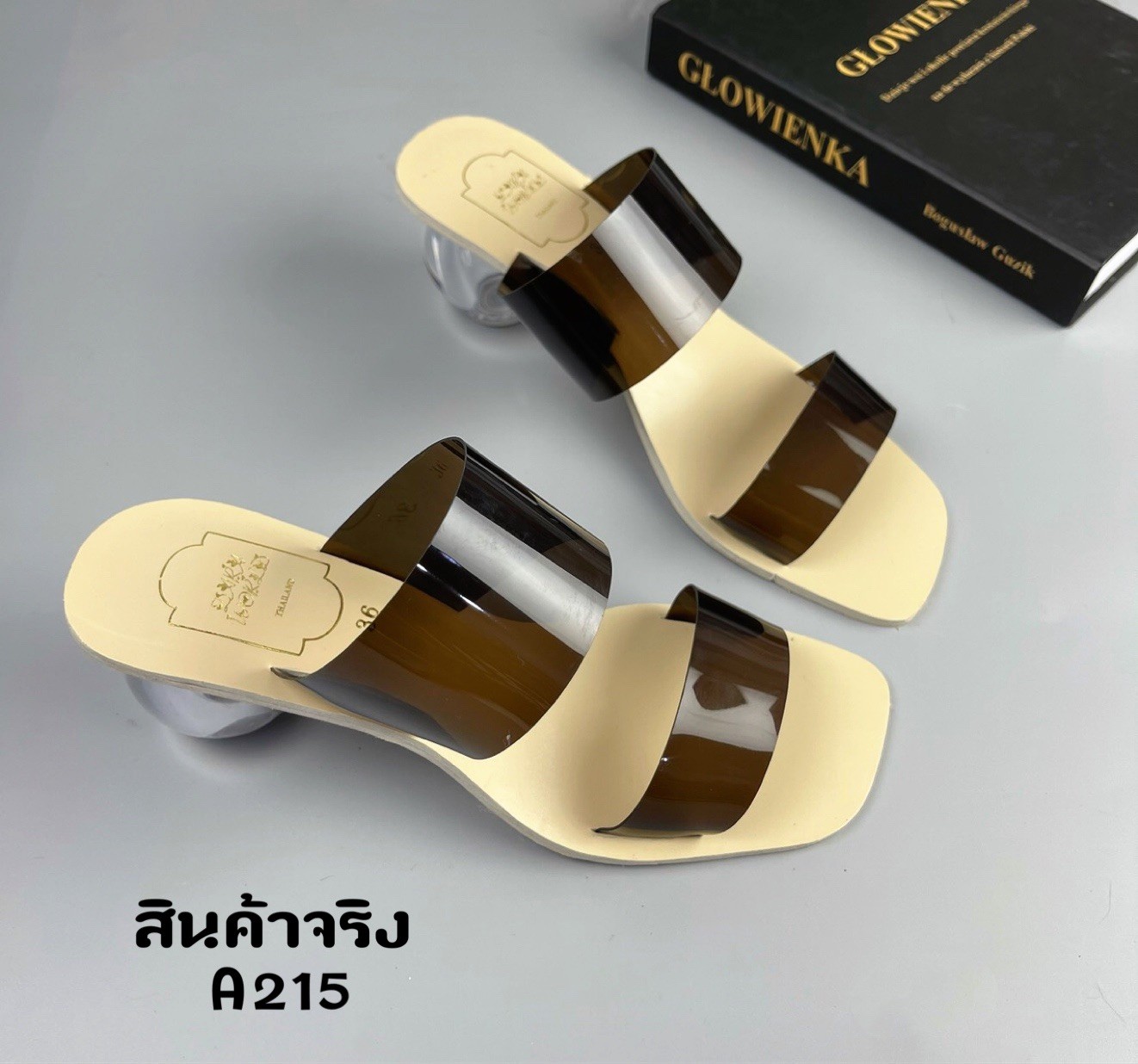 รองเท้าลำลองส้นแก้วกลม (สีน้ำตาล)