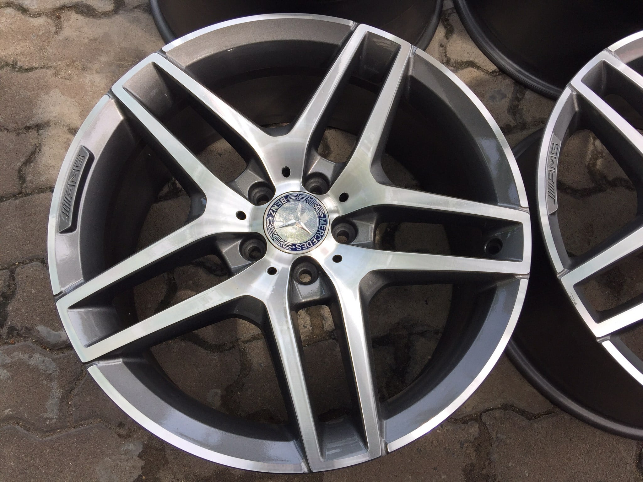 ล้อแท้ AMG ST4 NEW W222 19"