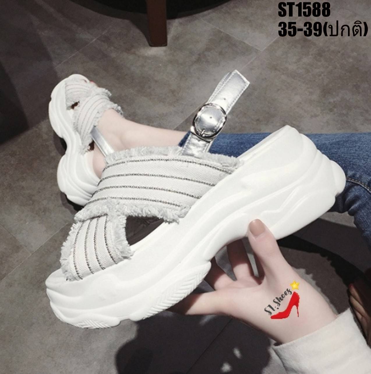 รองเท้าลำลอพื้นSportหน้าไขว้ (สีดำ)