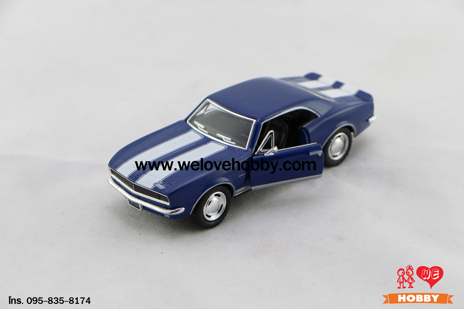 โมเดลรถ 1967 Chevrolet Chevy Camaro Z-28 สีน้ำเงิน มีแถบลายซิ่ง Scale 1:37