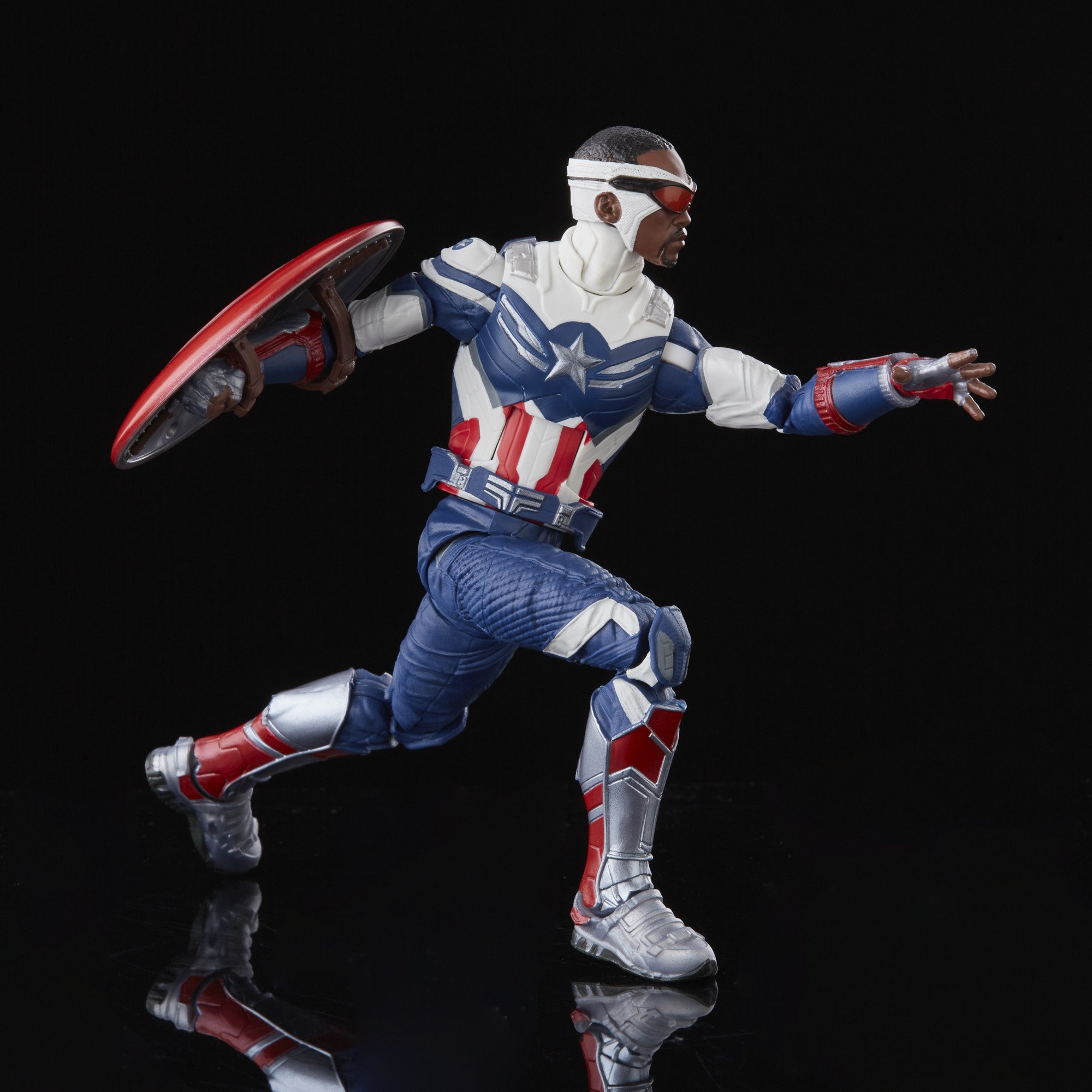 Hasbro Marvel Legends Series Captain America 2-Pack (Steve Rogers and Sam Wilson) 6-inch Figure ฮาสโบร มาร์เวล เลเจนด์ ซีรี่ย์ส หุ่นโมเดลฟิกเกอร์ กัปตัน อเมริกา แพ๊คคู่ (สตีฟ โรเจอร์ส และ แซม วิลสัน) ขนาด 6 นิ้ว ลิขสิทธิ์แท้