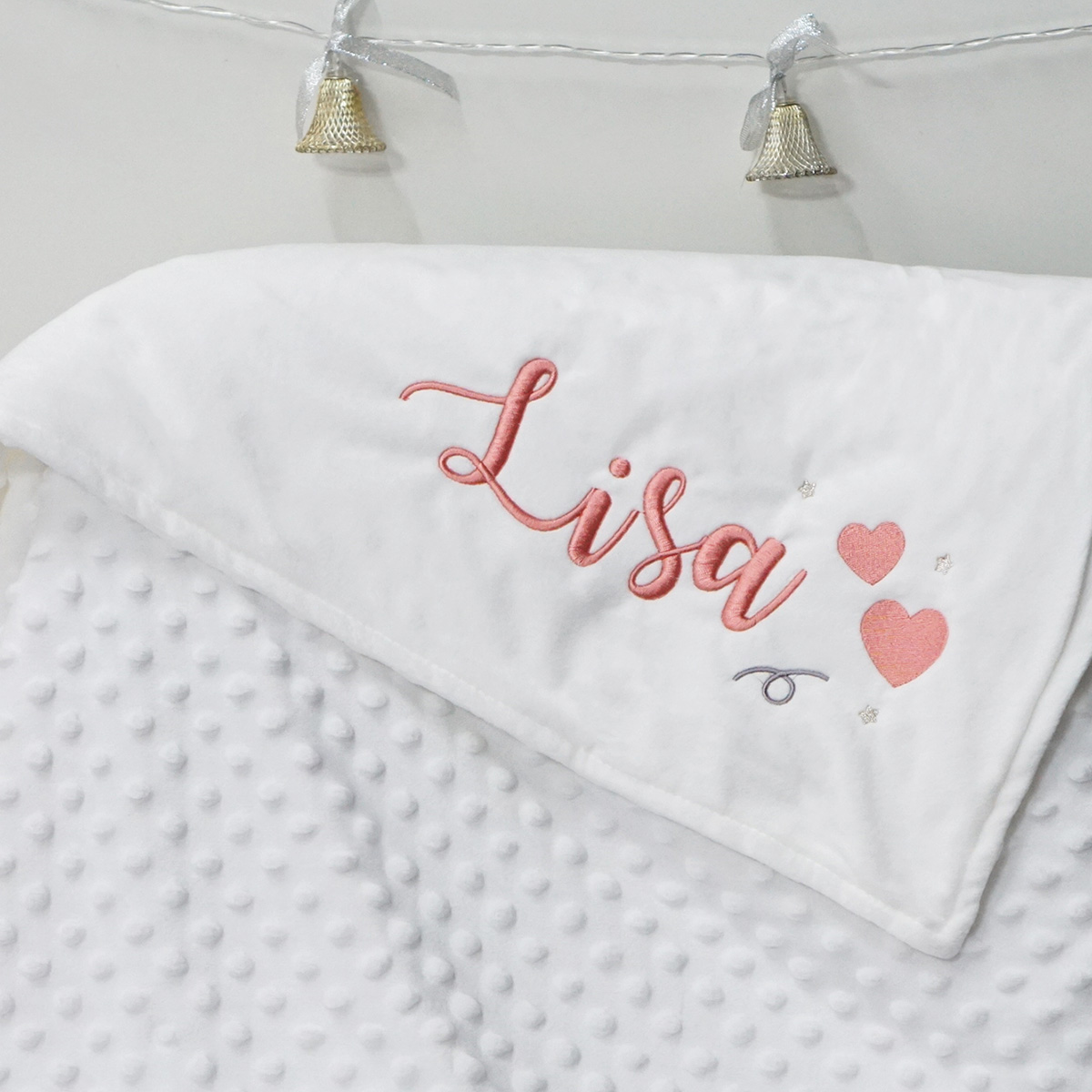 ผ้าห่ม Minky - สีขาว 75x100cm แบบปักชื่อ+icon - 2 Hearts
