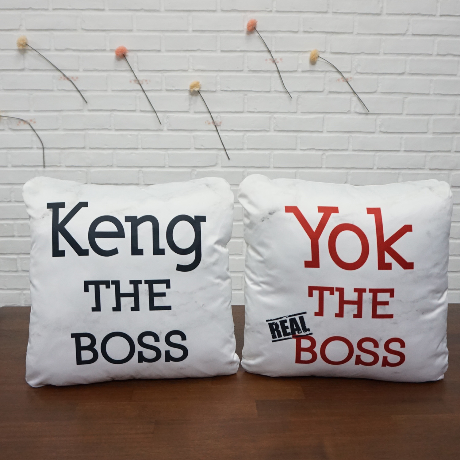 หมอนอิงสั่งทำใส่ชื่อ ลาย Marble - The Boss (ราคาต่อใบ)