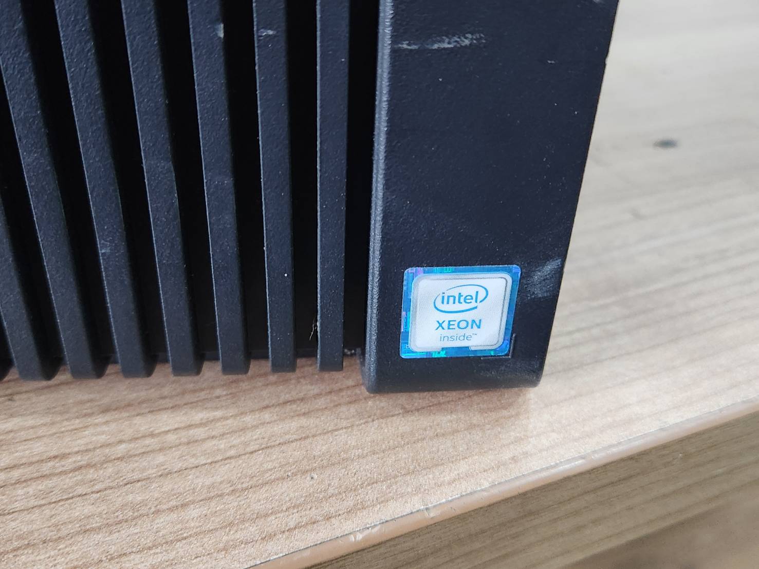 HP Workstation Z440 MT (E5-1630/Ram 32GB/ssd 512/K2200 4GB)