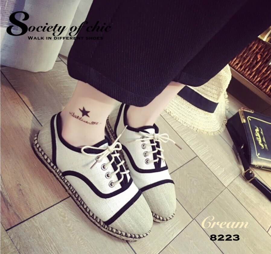 รองเท้าผ้าใบทูโทน (สีครีม)
