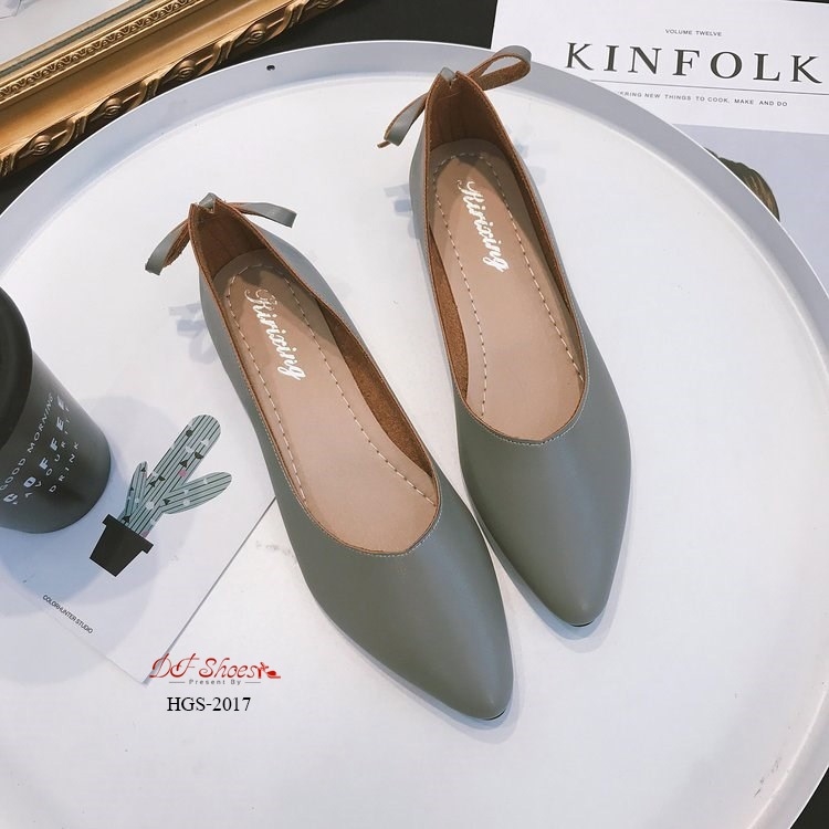 รองเท้าคัทชูส้นแบนแต่งโบว์หลัง (สีกากี)