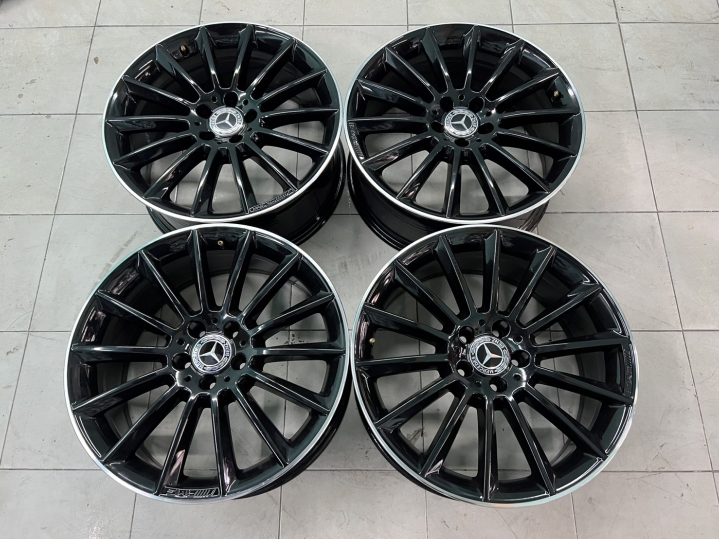 ล้อเบนซ์แท้ AMG BENZ W156 19"