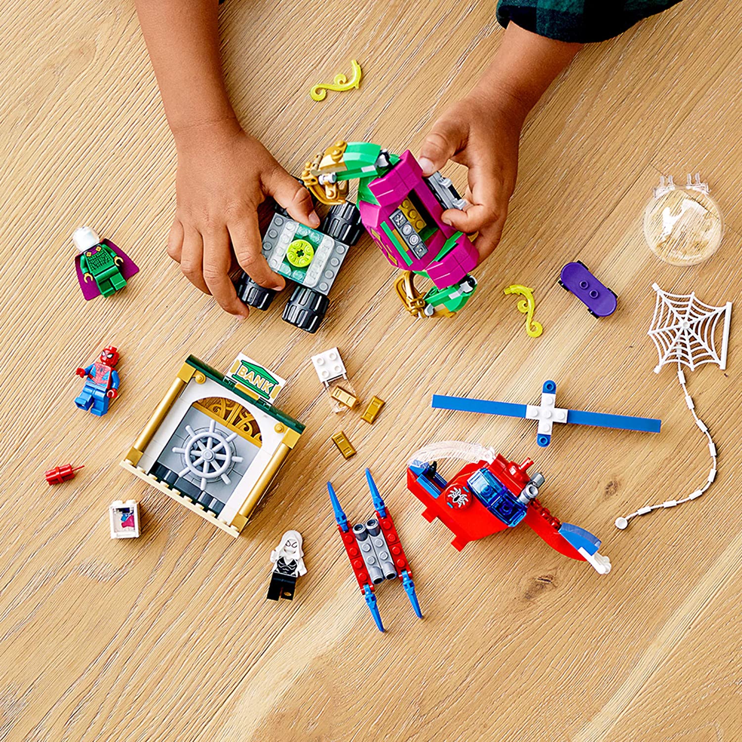 LEGO ตัวต่อเสริมทักษะ มาร์เวล สไปเดอร์-แมน Marvel Spider-Man : The Menace of Mysterio รุ่น 76149