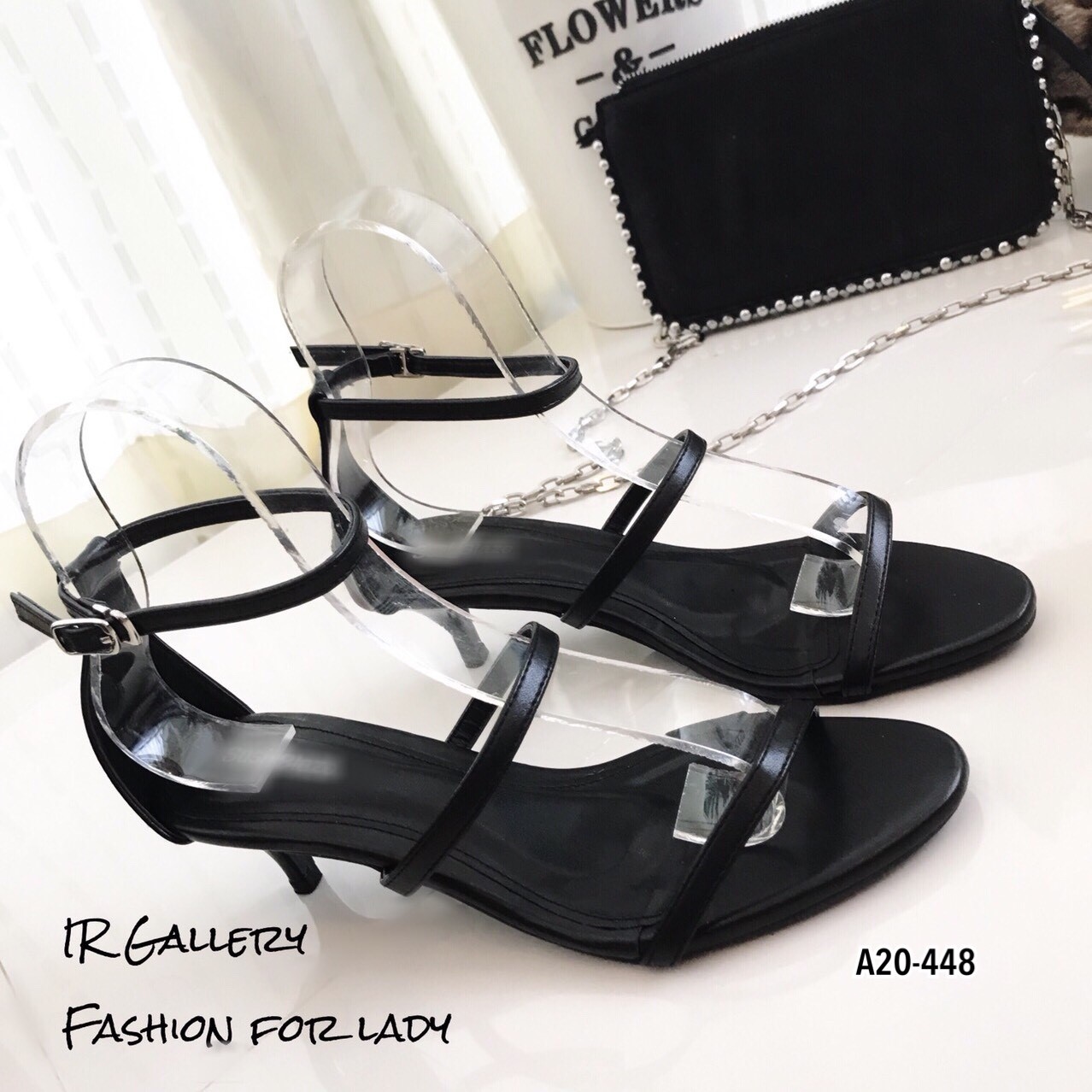 รองเท้าส้นสูงสายคาดสามตอน (สีดำ)