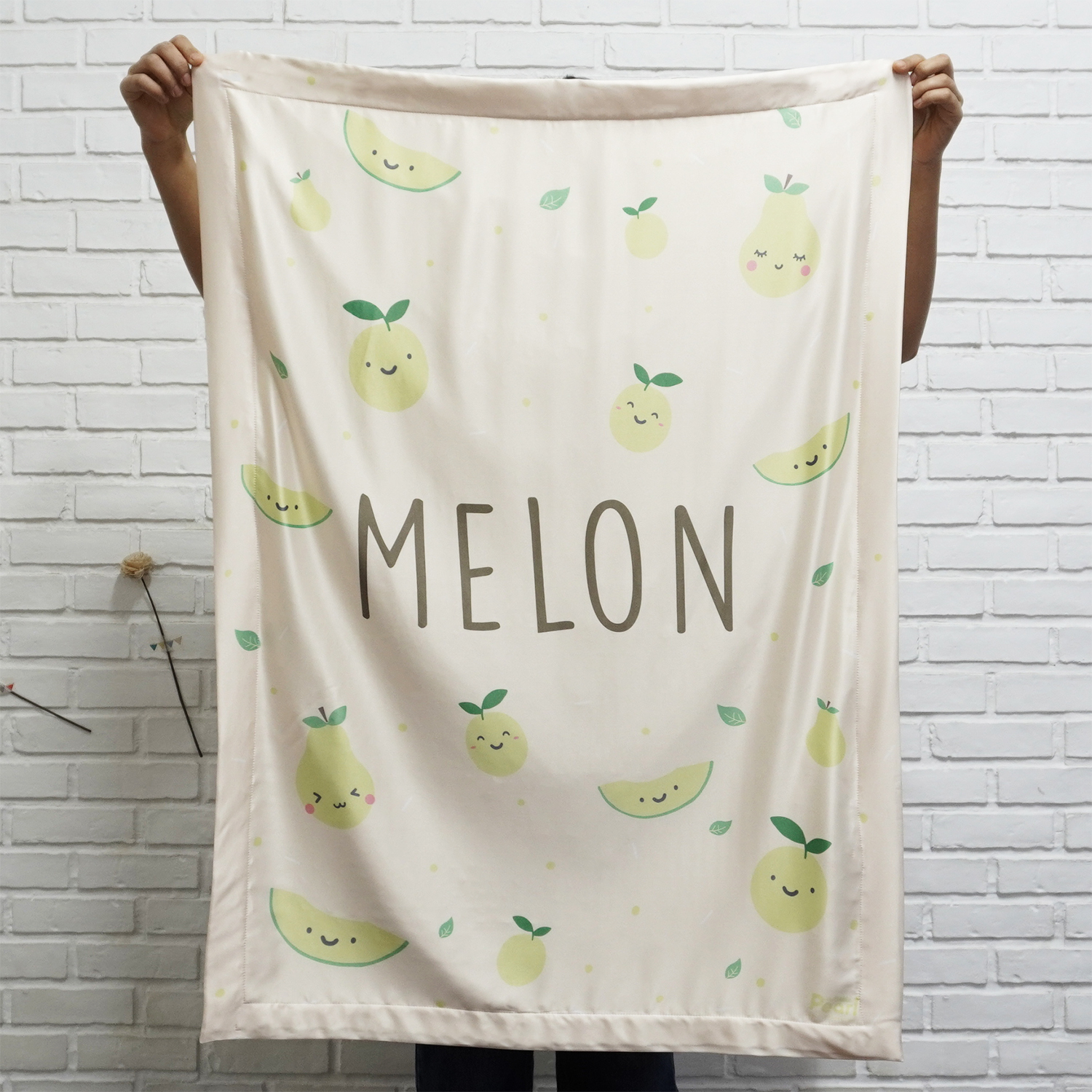 ผ้าห่ม สั่งทำใส่ชื่อ ลาย Melon - Cream